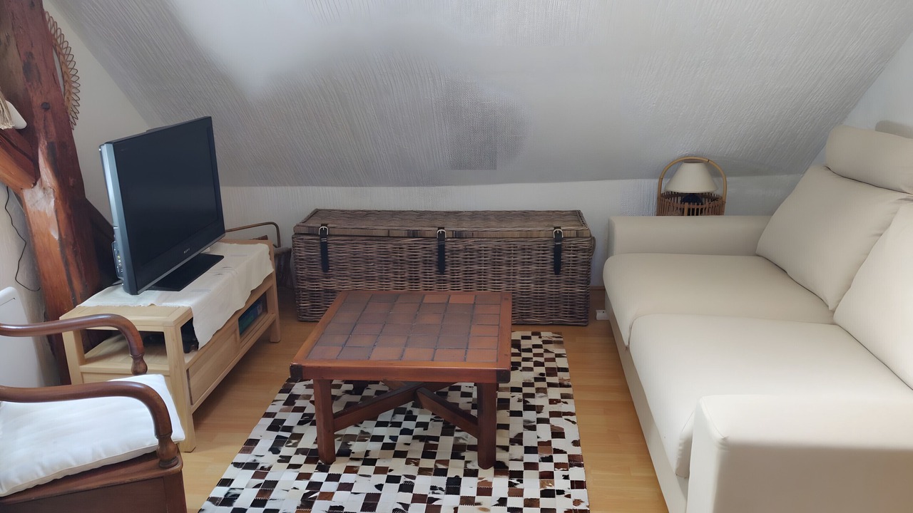 Photo of Livingroom in Queige