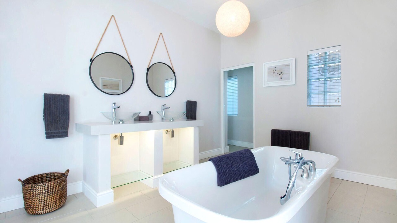 Photo of Bathroom in Kommetjie