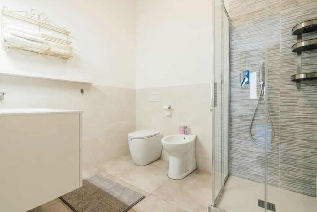 Photo of Bathroom in Saragozza-Porto