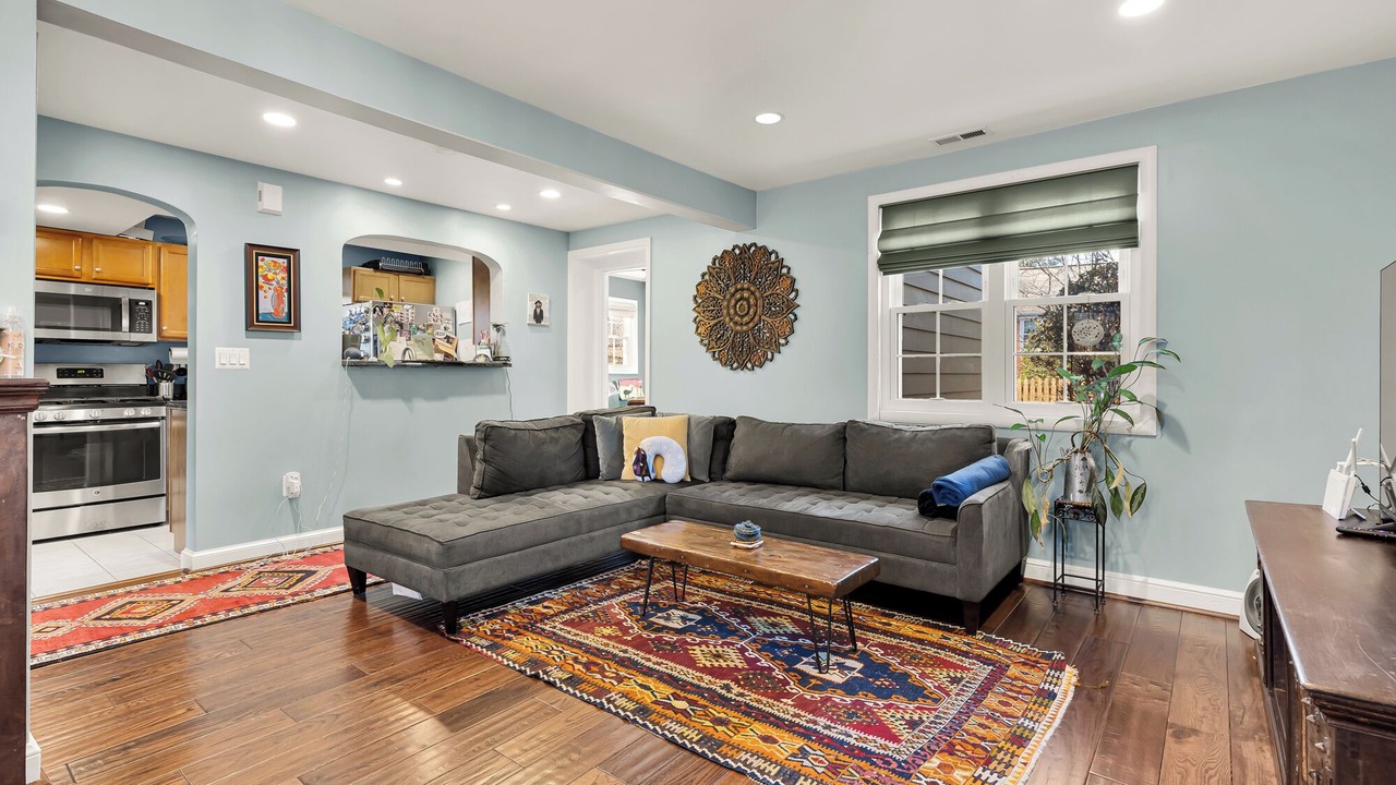 Photo of Livingroom in Silver Spring
