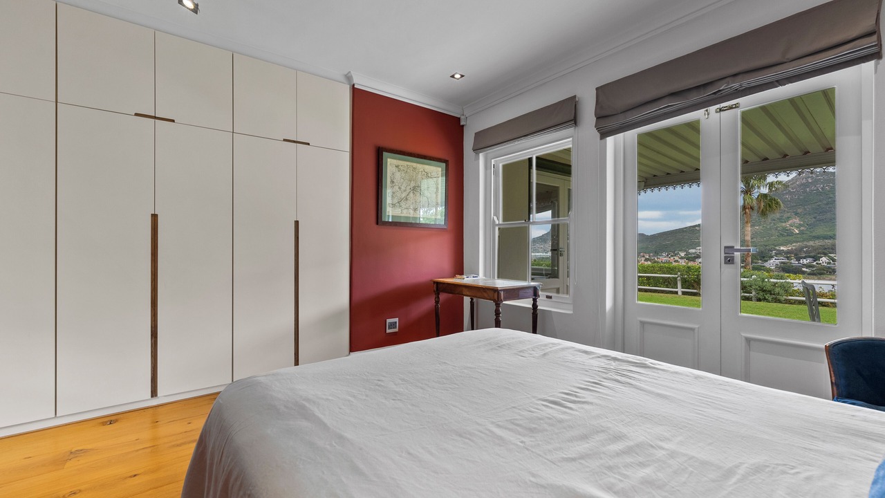 Photo of Bedroom in Scott Estate