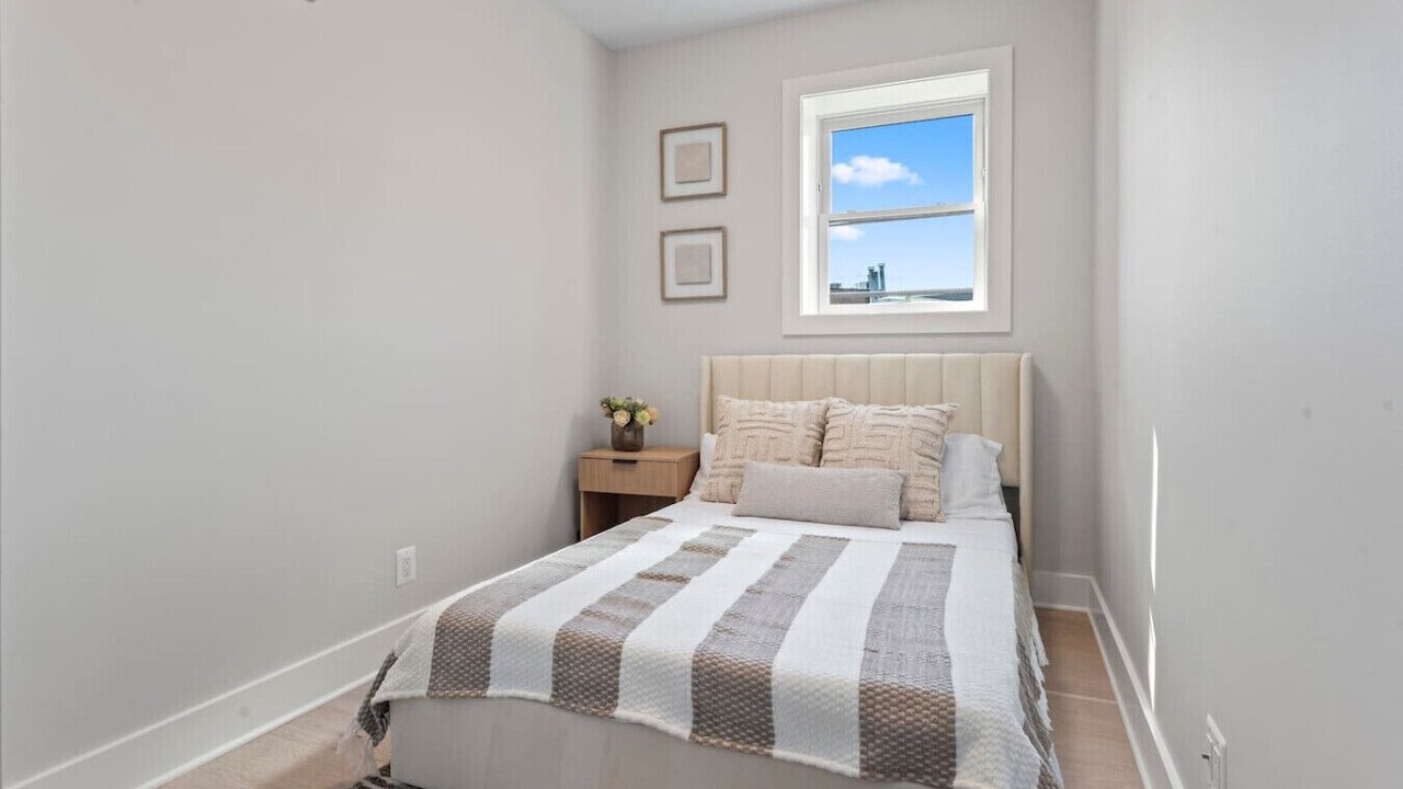 Photo of Bedroom in Dupont Circle