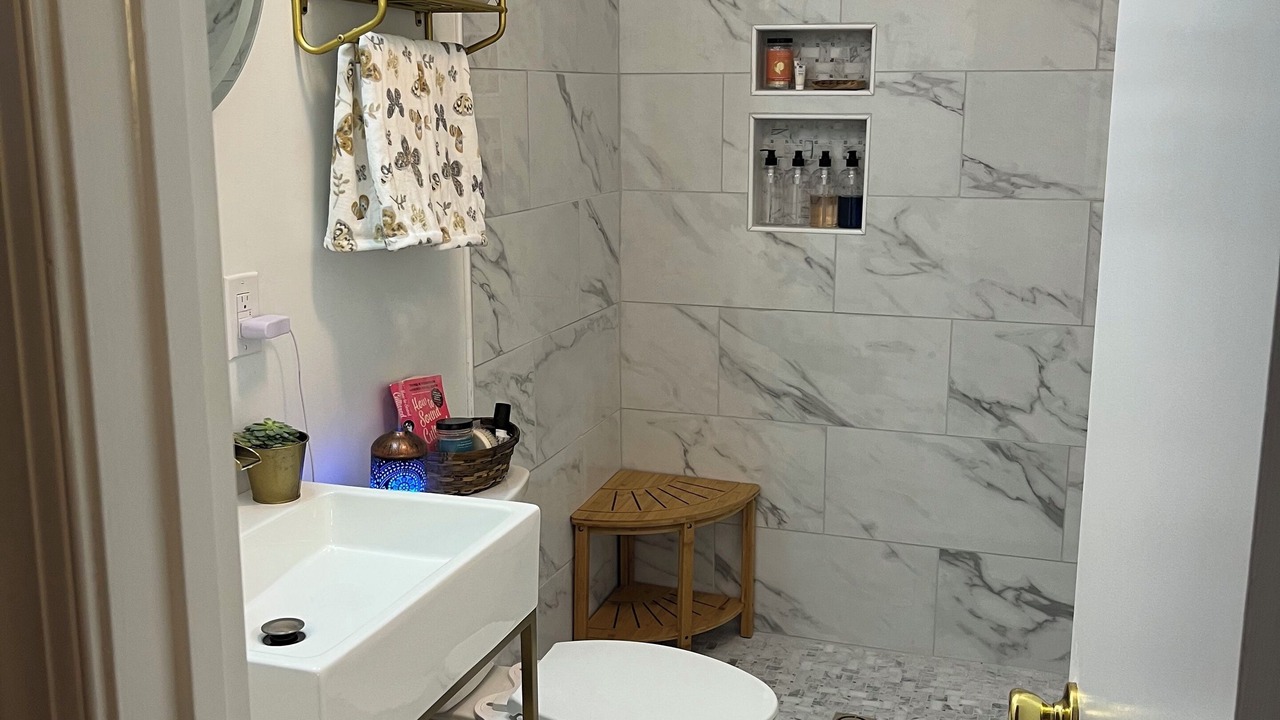 Photo of Bathroom in Rodanthe