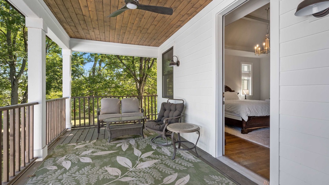 Photo of Outdoor in Hillsboro West End