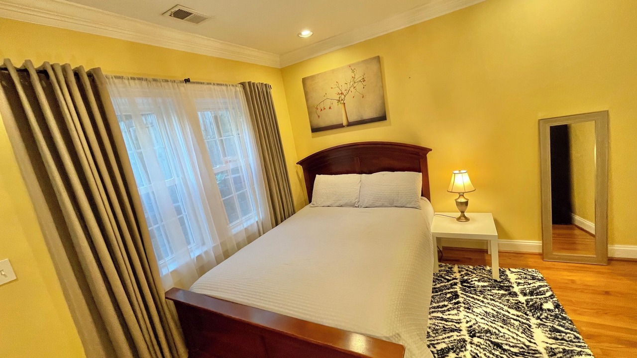 Photo of Bedroom in Norwood Park