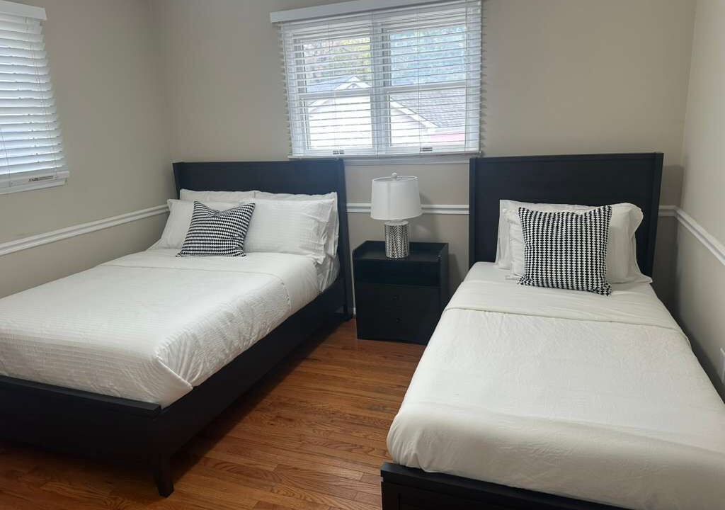 Photo of Bedroom in Aspen Hill