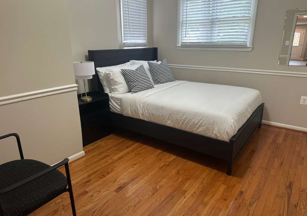 Photo of Bedroom in Aspen Hill