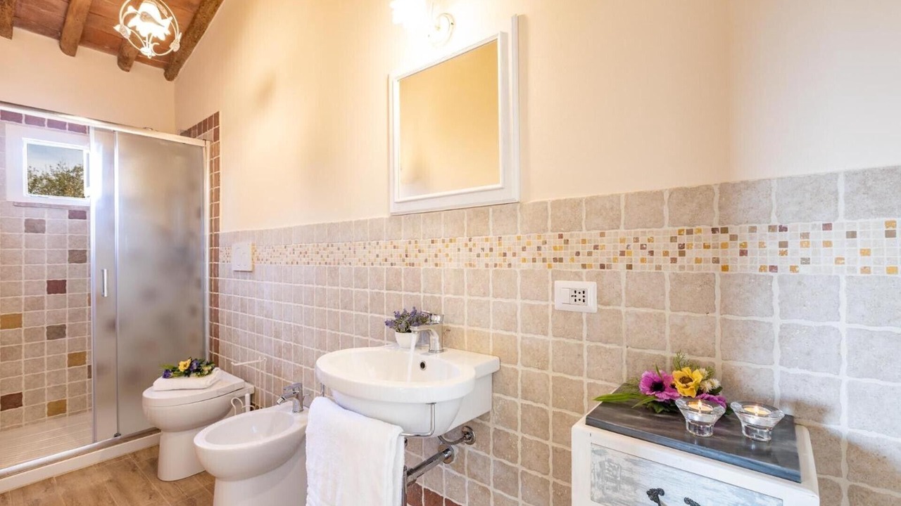 Photo of Bathroom in Legoli