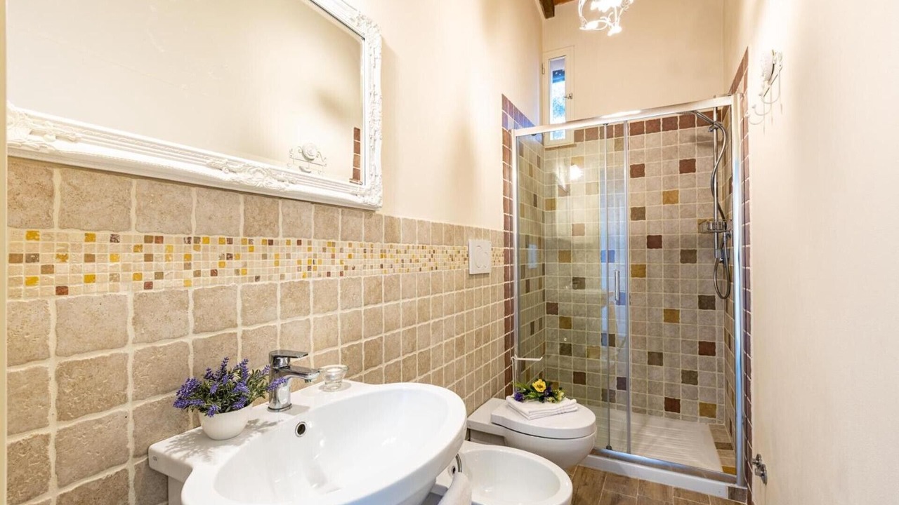 Photo of Bathroom in Legoli