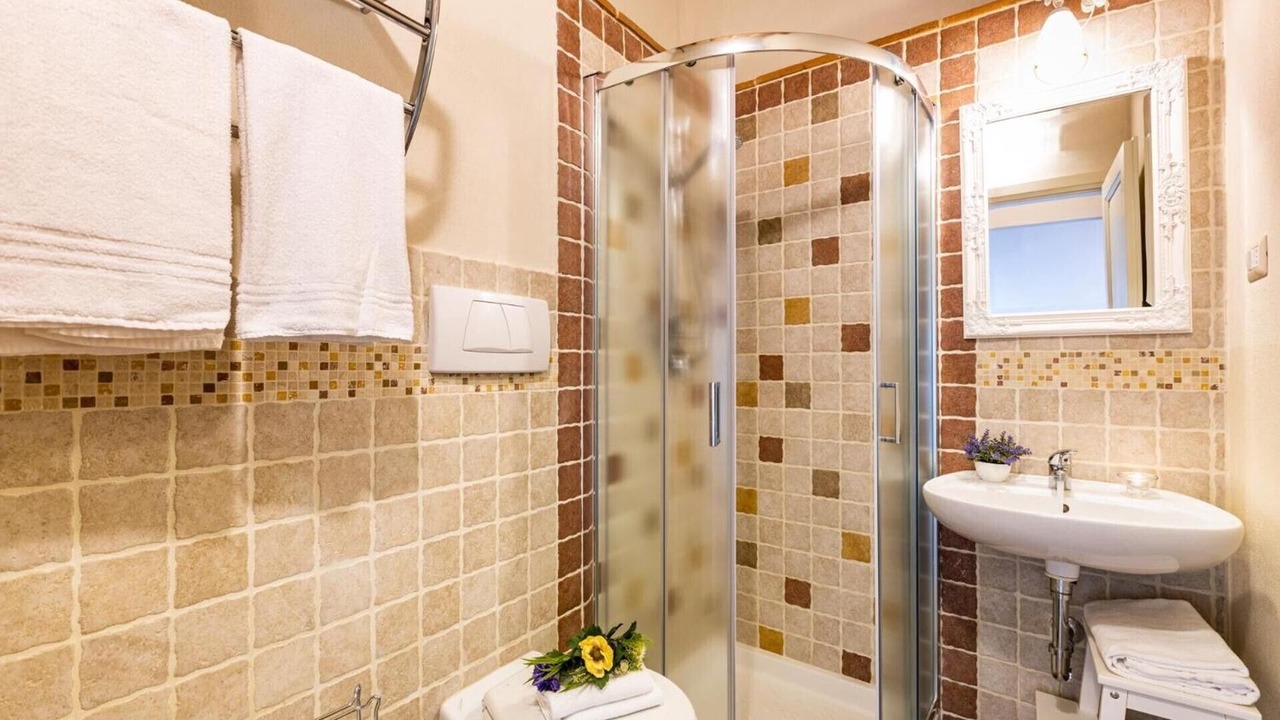 Photo of Bathroom in Legoli