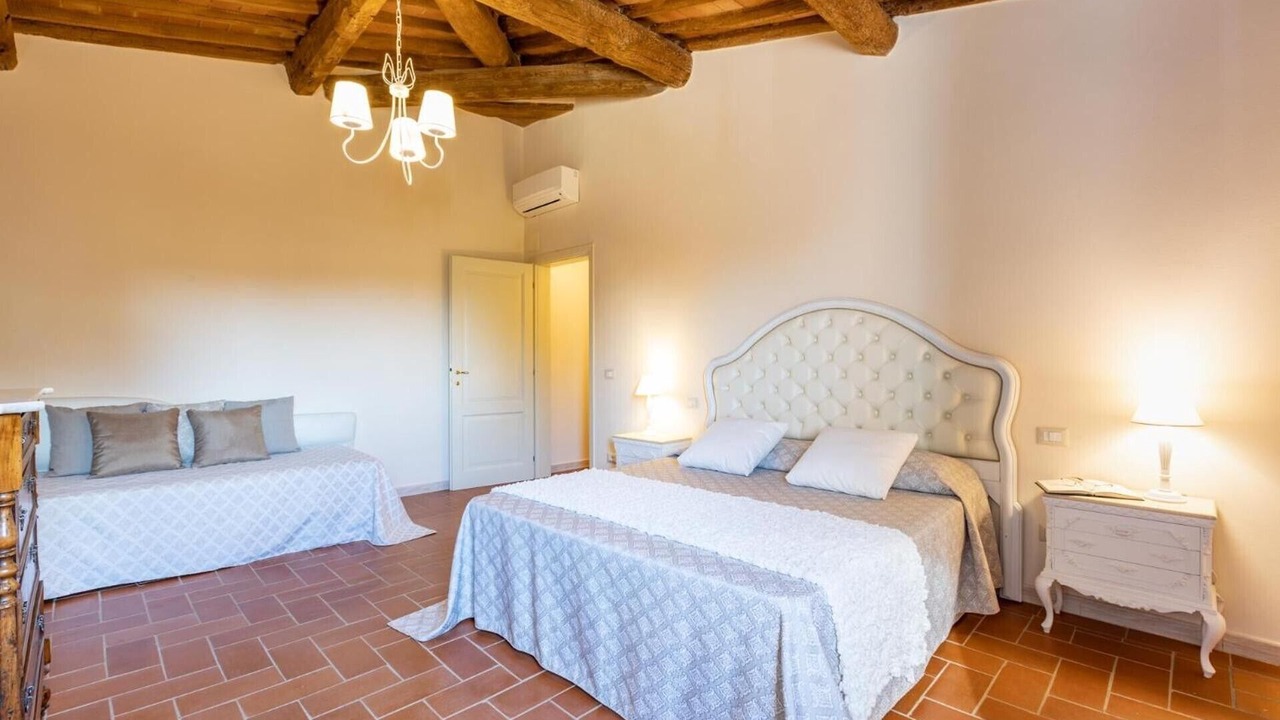 Photo of Bedroom in Legoli
