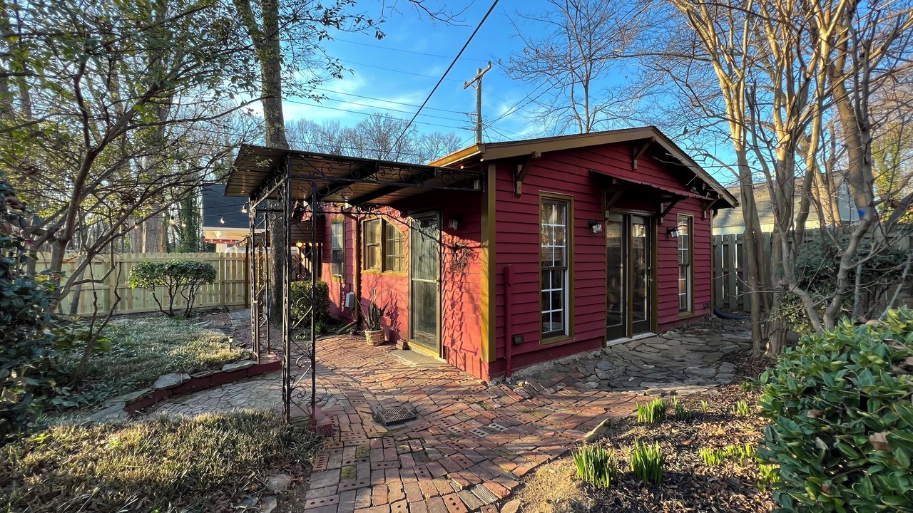 Photo of Outdoor in Plaza Midwood