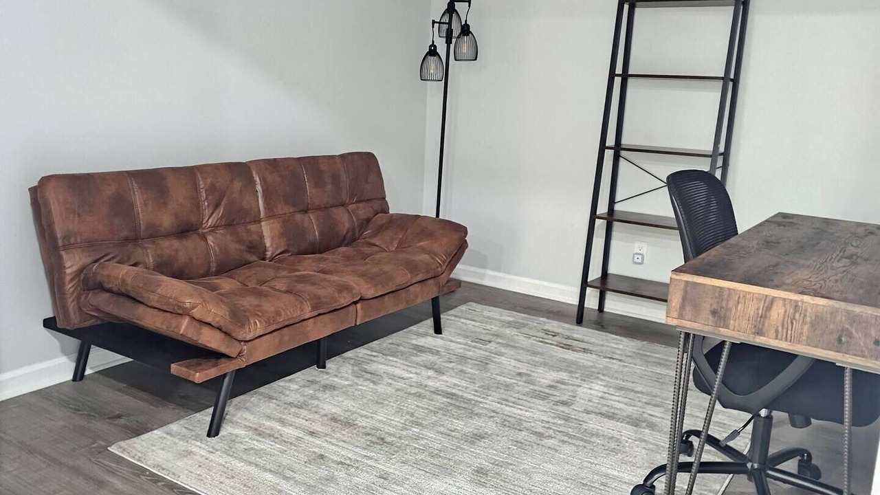 Photo of Livingroom in Gaithersburg