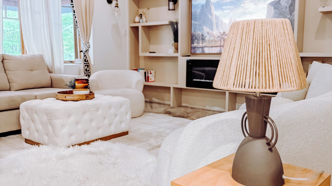Photo of Livingroom in Caledon