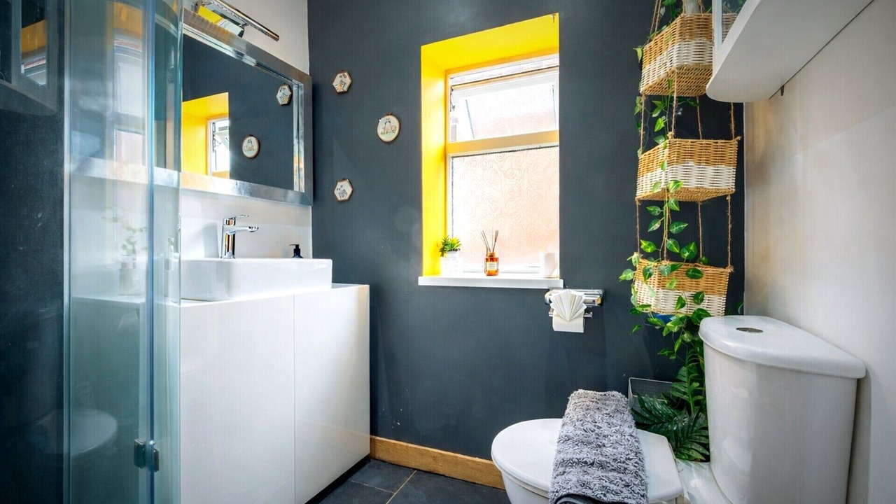 Photo of Bathroom in Langley Park