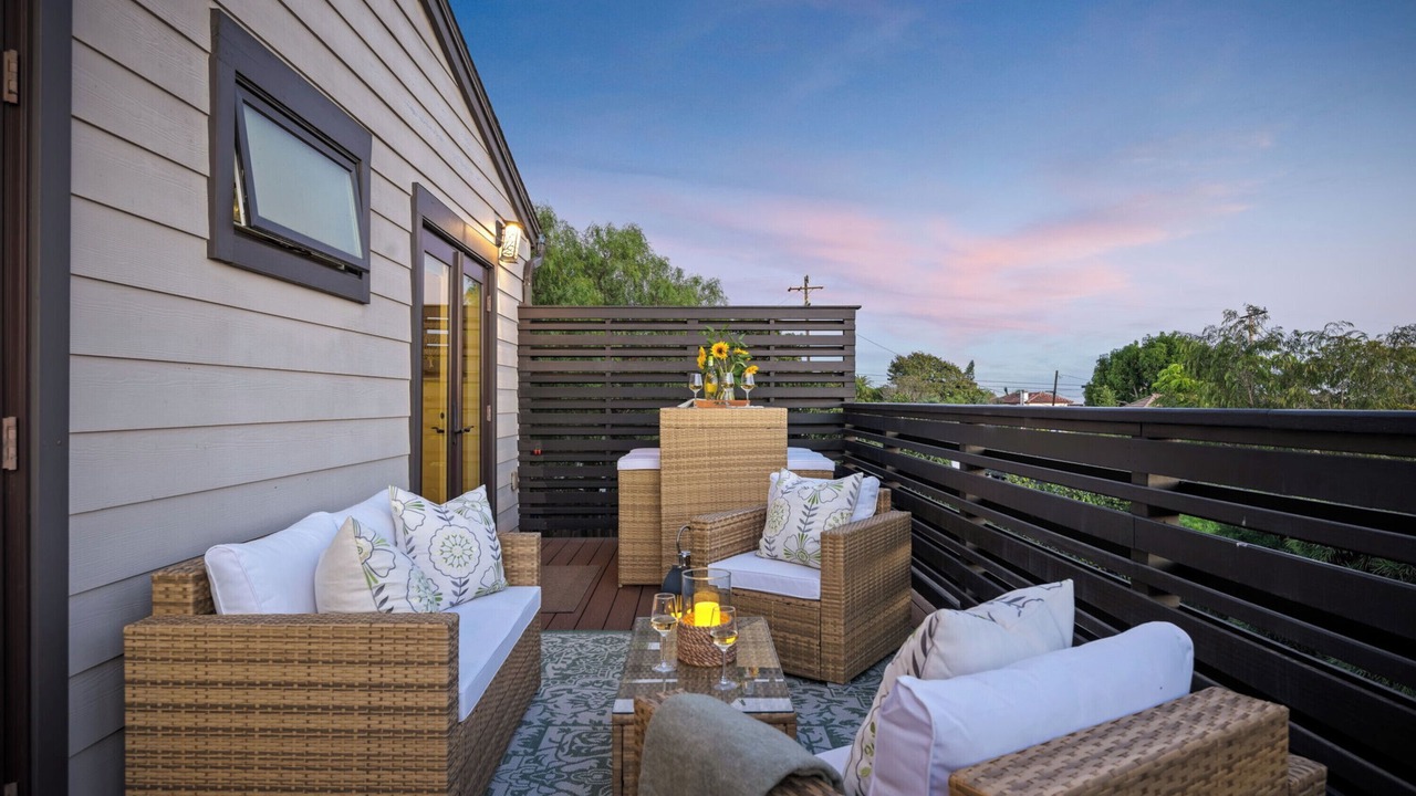 Photo of Patio Balcony in West Mesa