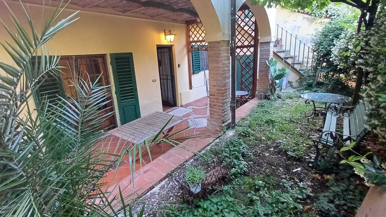 Photo of Patio Balcony in Le Cure