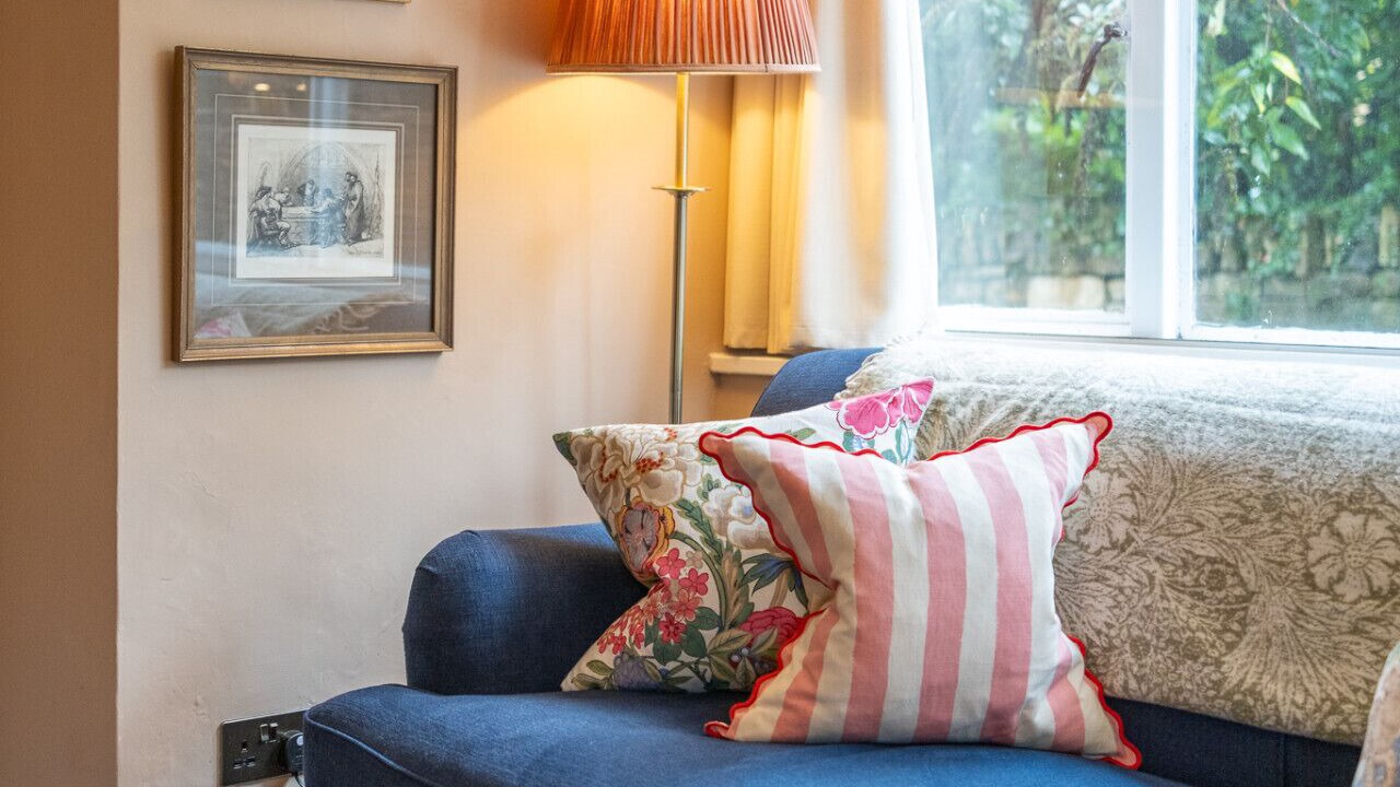 Photo of Livingroom in Bourton-on-the-Hill