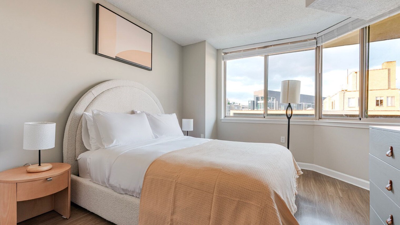 Photo of Bedroom in Connecticut Ave - K Street