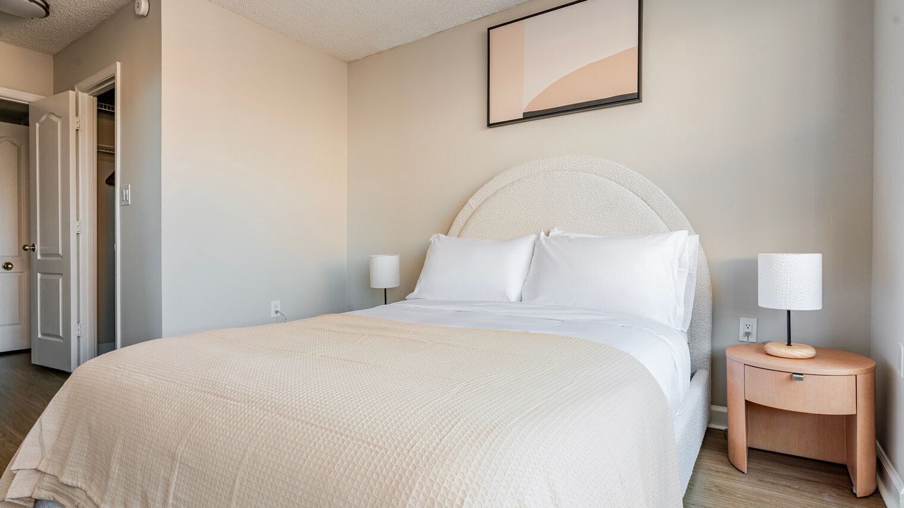Photo of Bedroom in Connecticut Ave - K Street