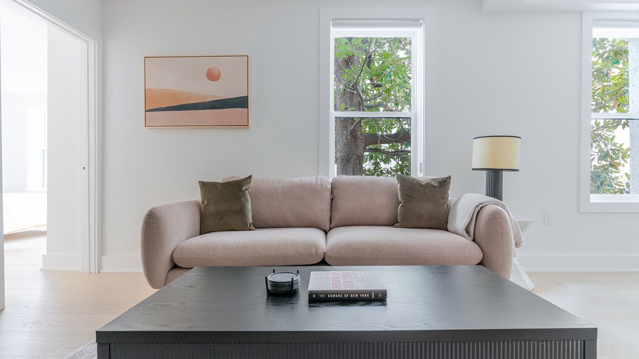 Photo of Livingroom in Kalorama Heights