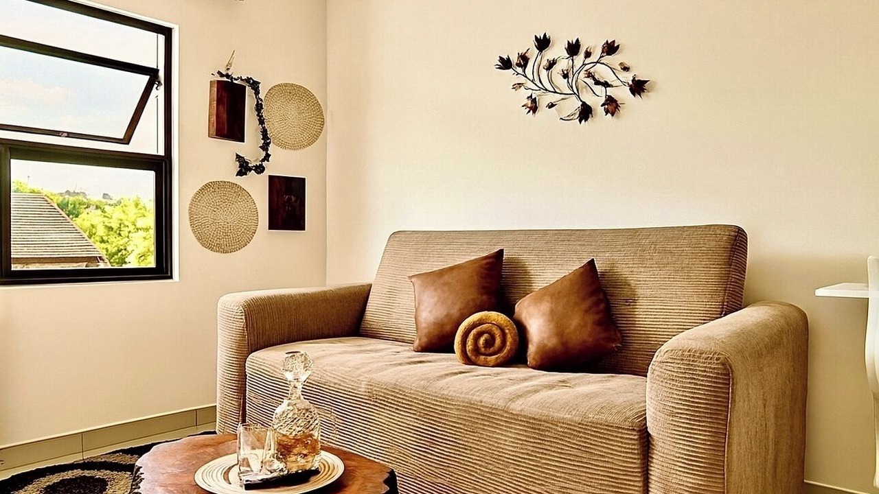Photo of Livingroom in Greater Johannesburg Metropolitan Area