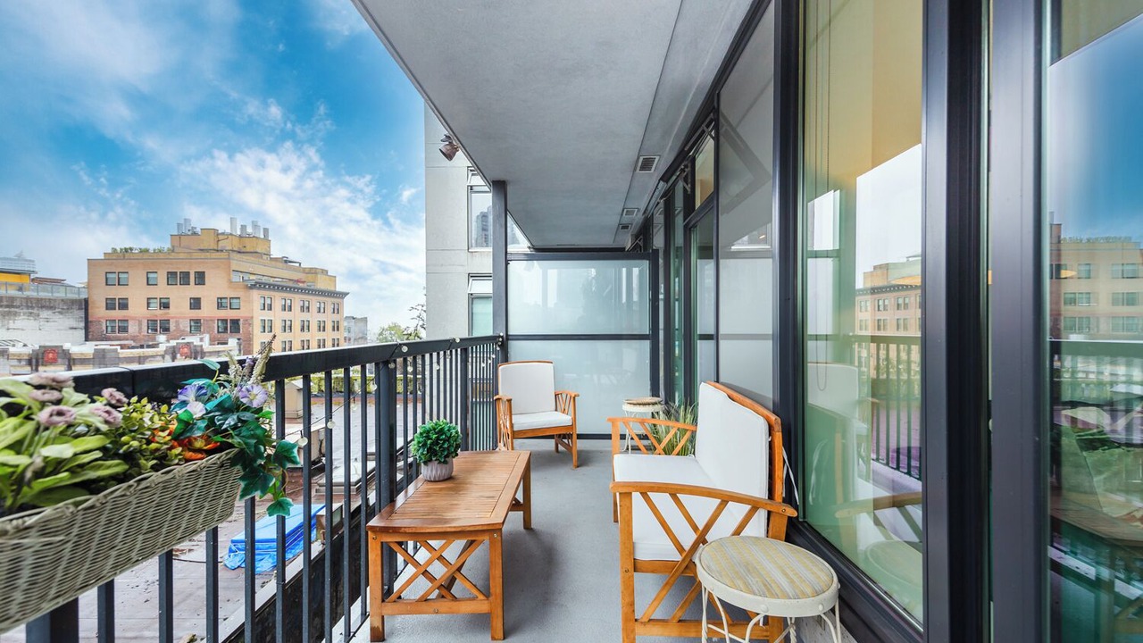 Photo of Outdoor in Central