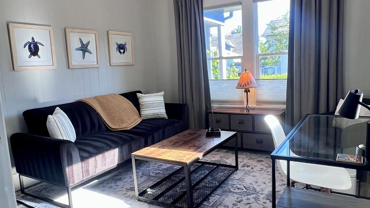 Photo of Livingroom in Licton Springs