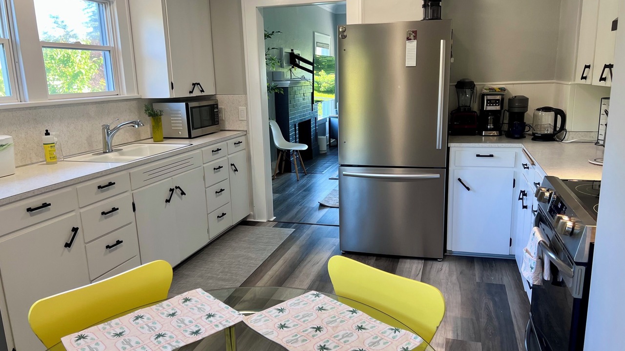Photo of Kitchen in Licton Springs