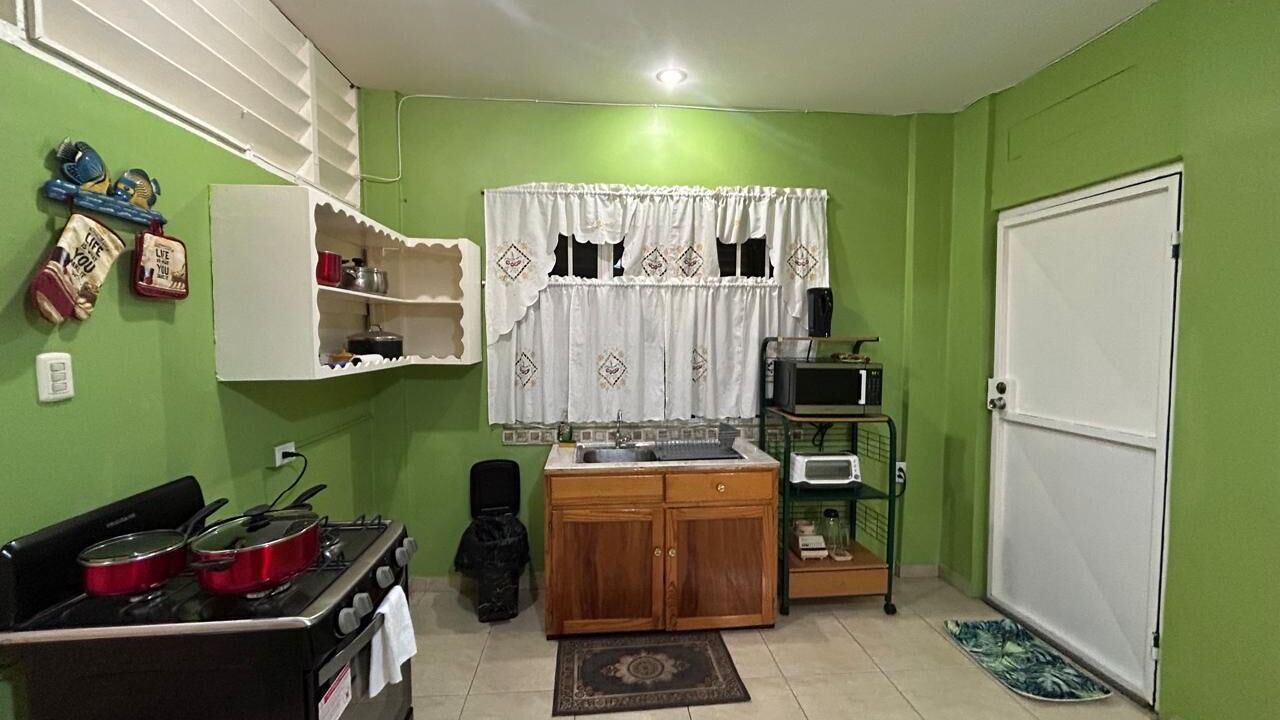 Photo of Kitchen in Woodbrook