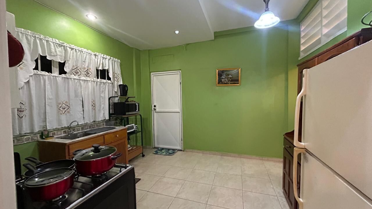Photo of Kitchen in Woodbrook