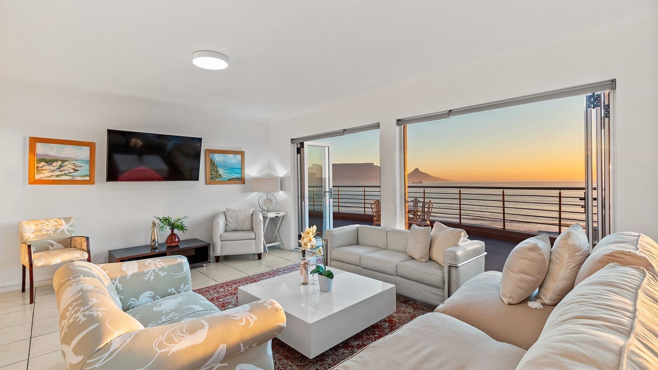 Photo of Livingroom in Bloubergstrand