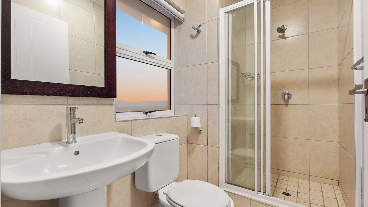 Photo of Bathroom in Bloubergstrand