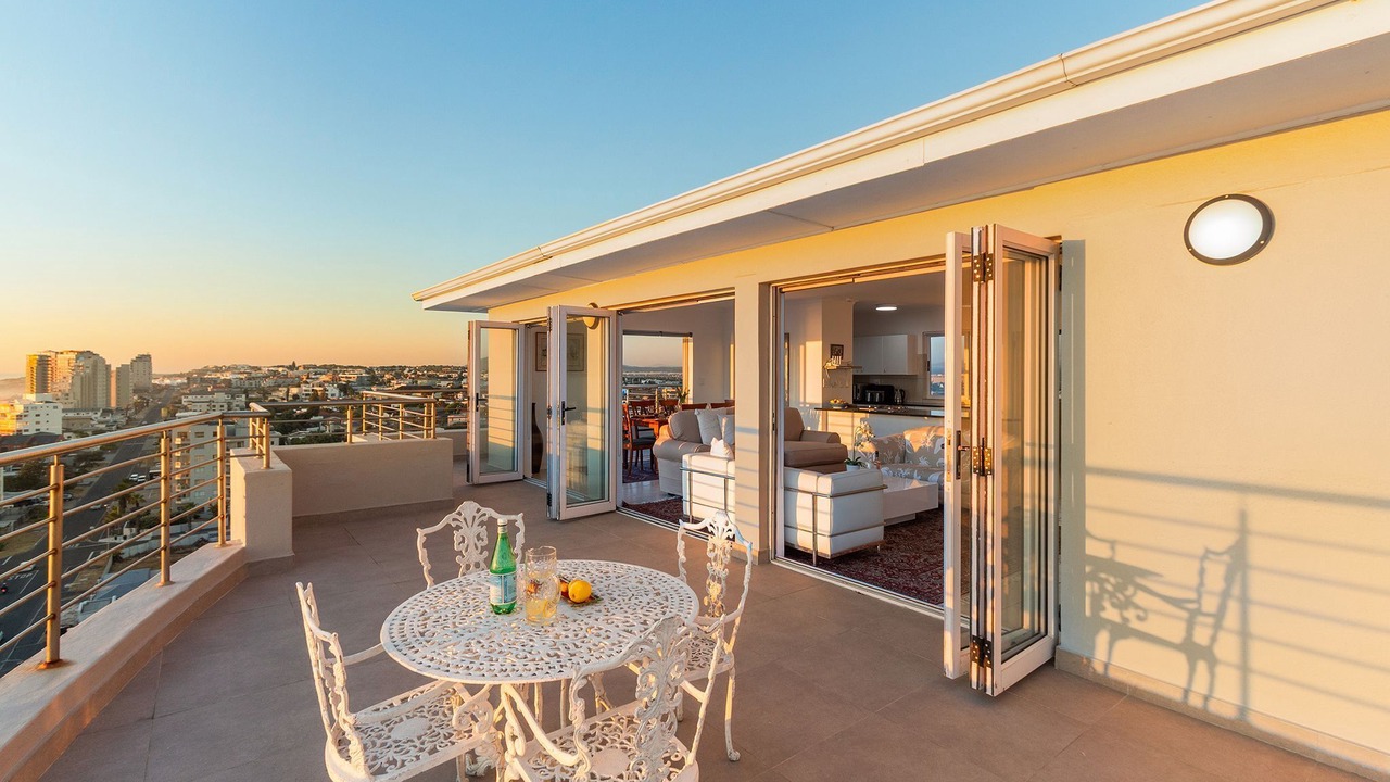 Photo of Outdoor in Bloubergstrand