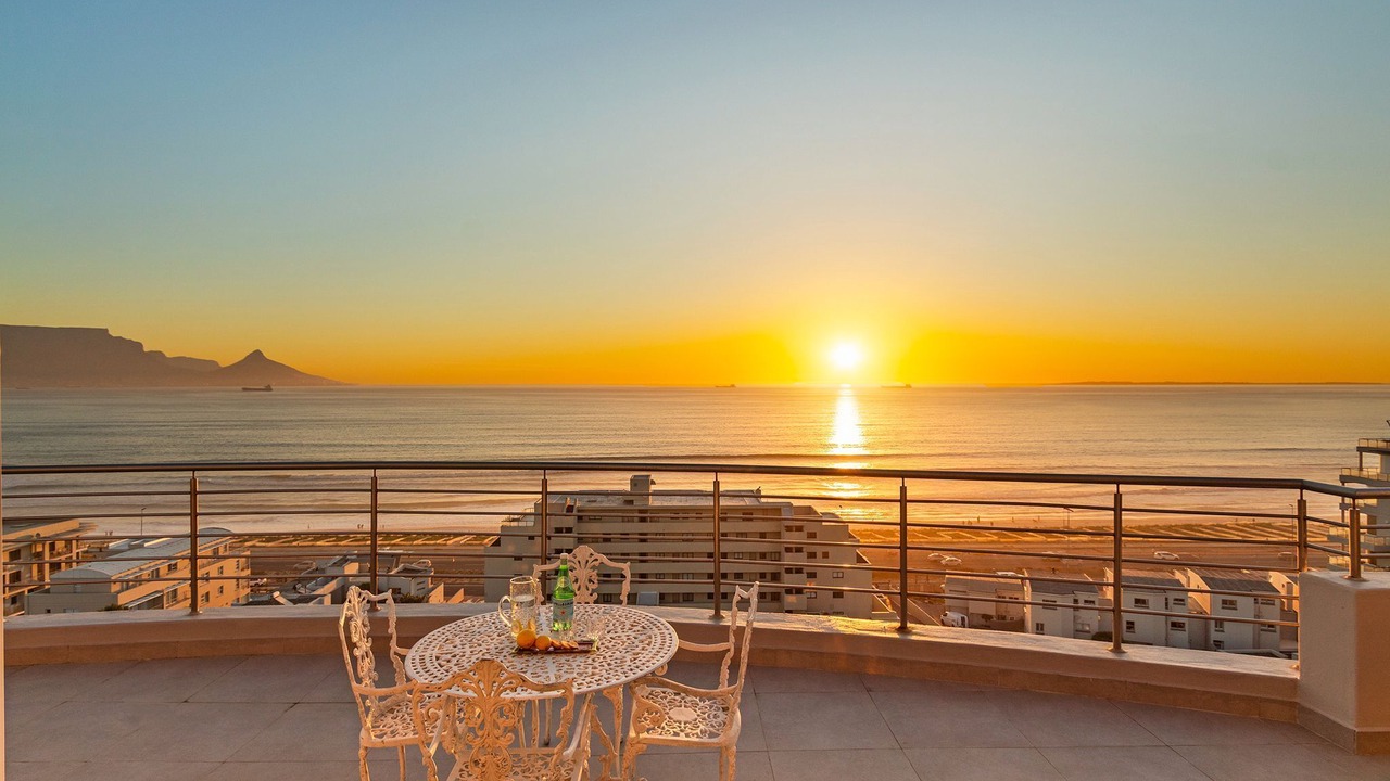 Photo of Outdoor in Bloubergstrand
