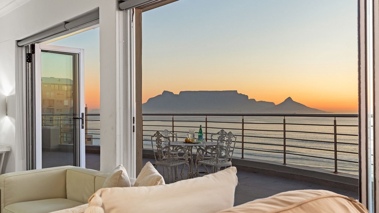 Photo of Others in Bloubergstrand