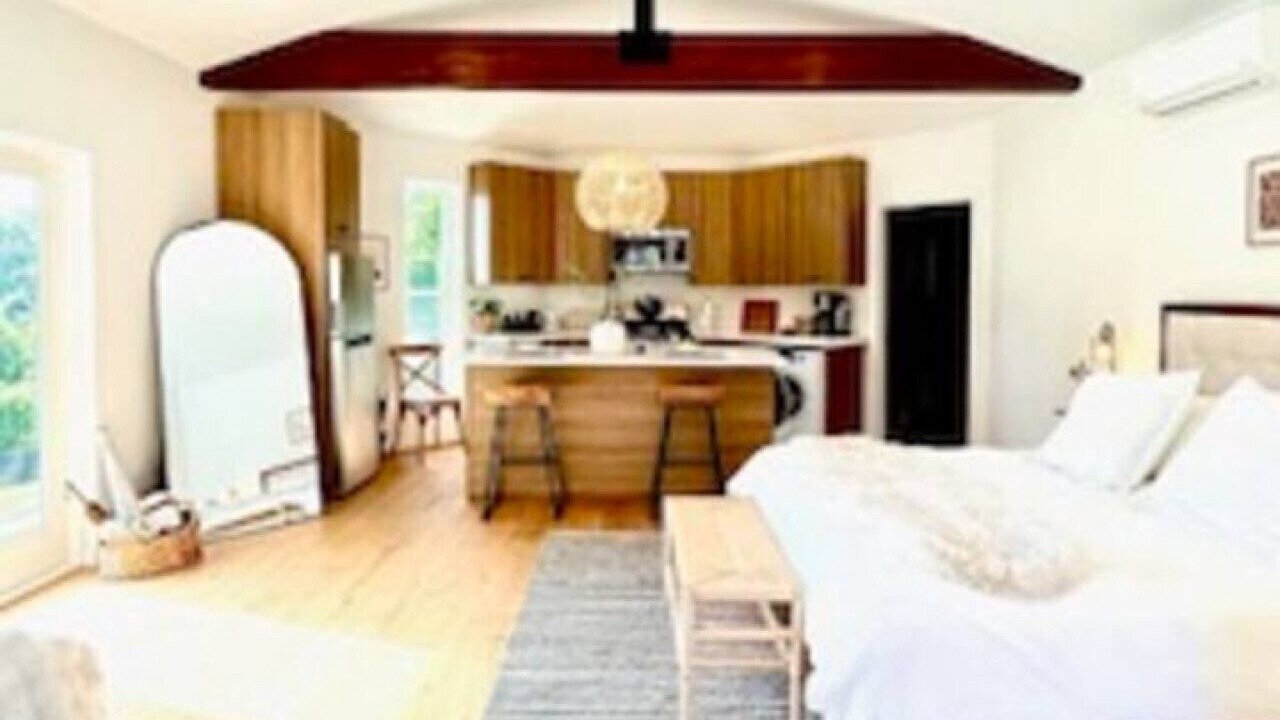 Photo of Bedroom in Meiners Oaks