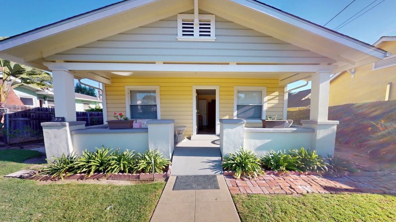 Photo of Outdoor in Oak Park