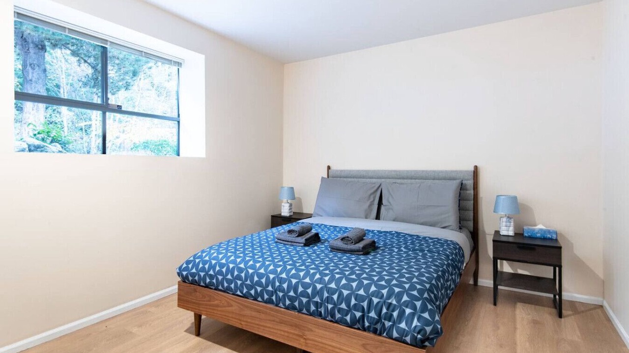 Photo of Bedroom in Caulfeild
