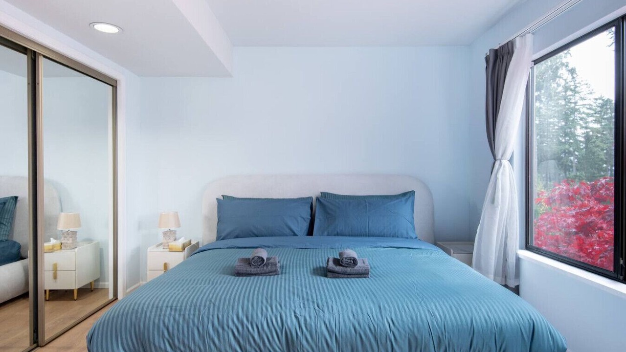 Photo of Bedroom in Caulfeild