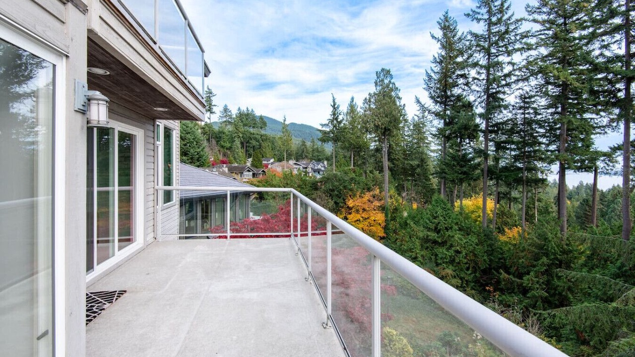 Photo of Outdoor in Caulfeild