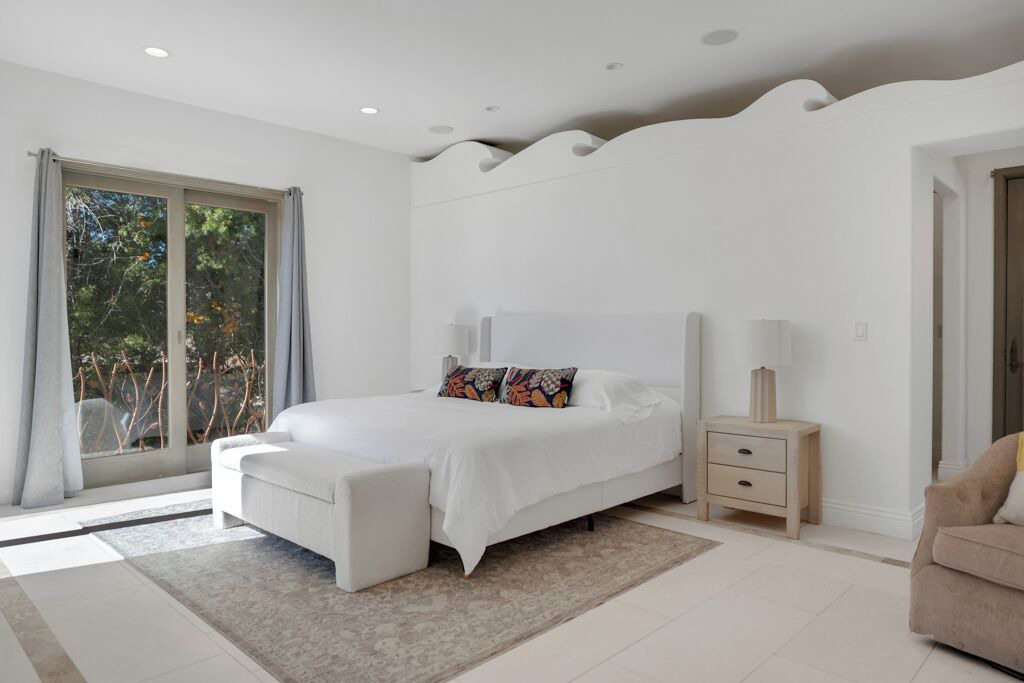 Photo of Bedroom in Western Malibu