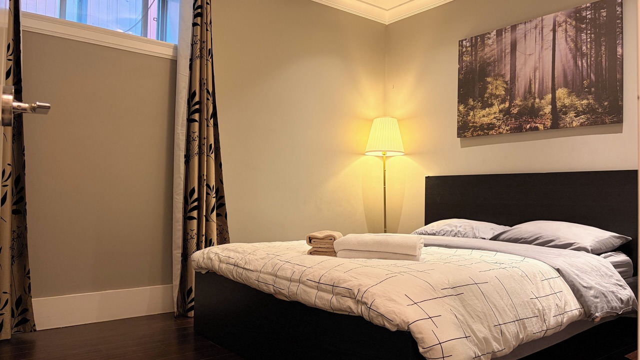 Photo of Bedroom in Fraserview
