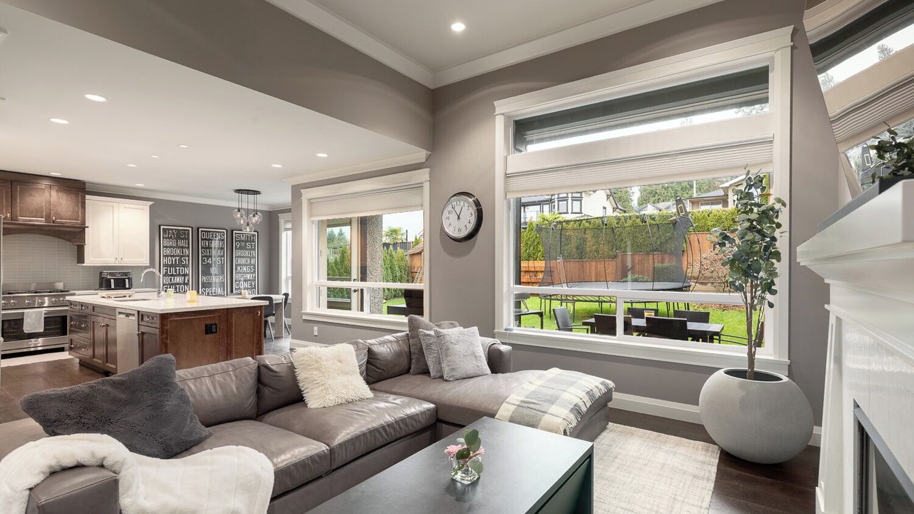 Photo of Livingroom in Upper Lonsdale