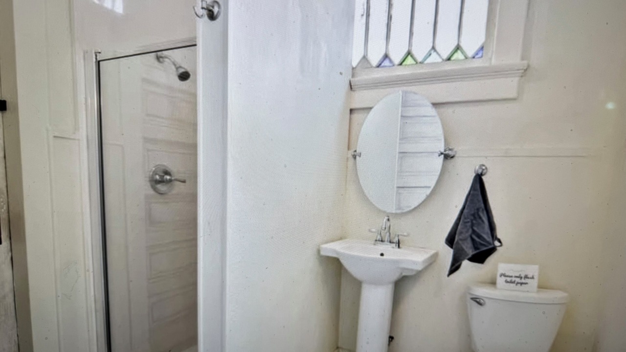 Photo of Bathroom in West Riverside