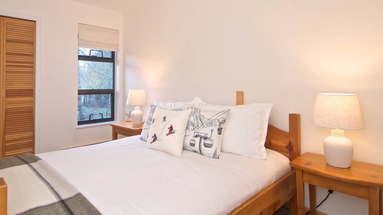 Photo of Bedroom in Blueberry Hill