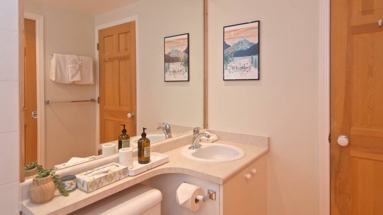 Photo of Bathroom in Blueberry Hill