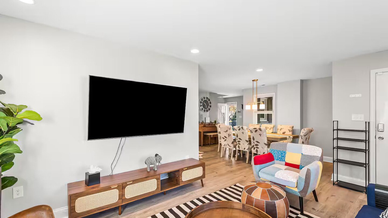 Photo of Livingroom in Greater Landover