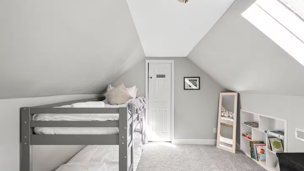 Photo of Bedroom in Greater Landover