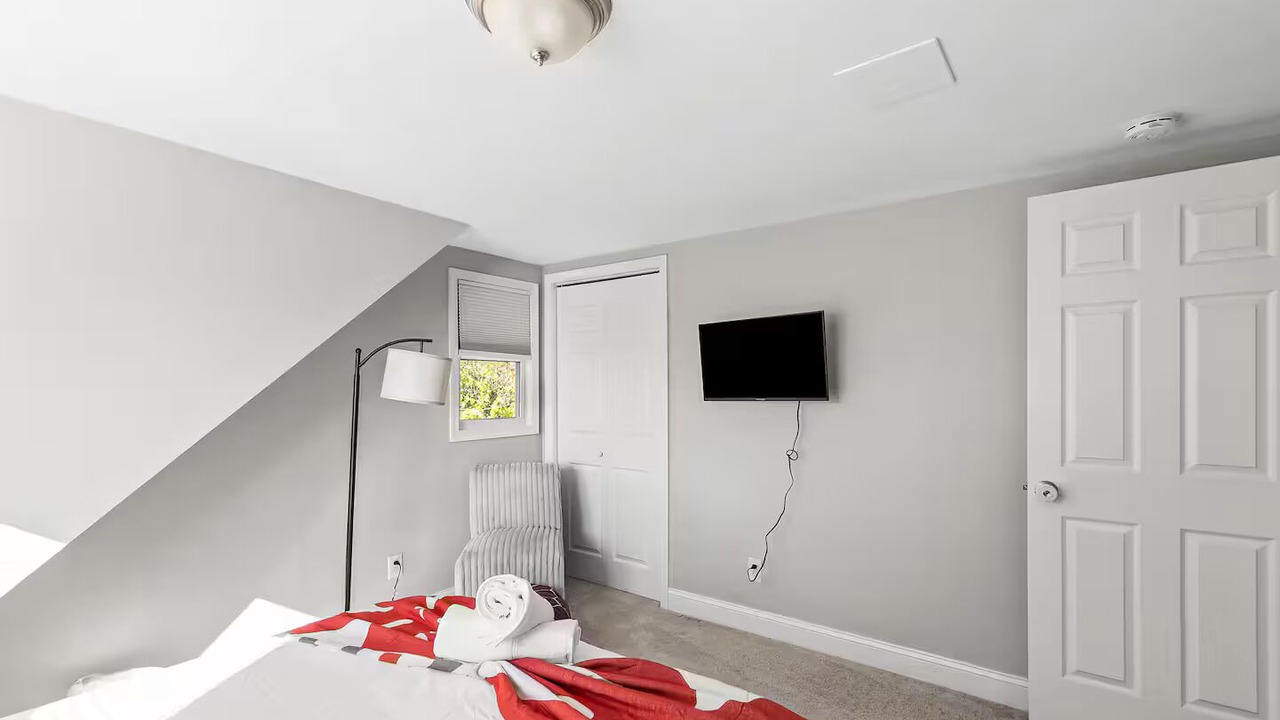 Photo of Bedroom in Greater Landover